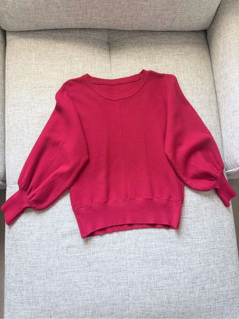 Crewneck Puff-Sleeve Sweater in Fuchsia